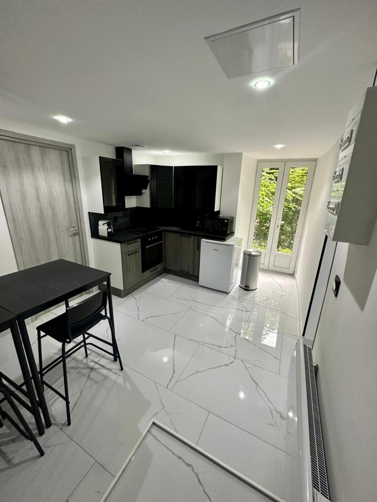 Suite Cosy Chic Saint-Claude Exterior foto